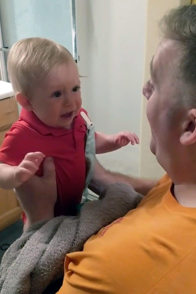 Kai sees his dad's face without a beard for first time