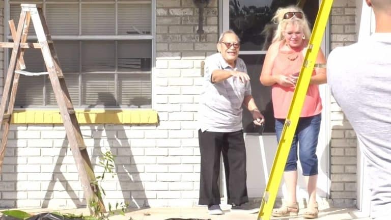 Kind-Hearted Firefighters Surprise Blind WWII Veteran By Painting Home