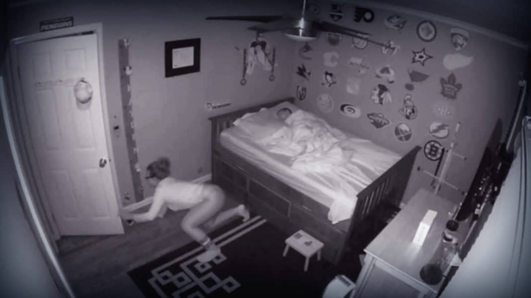 Ninja mom sneaks out of her son's bedroom