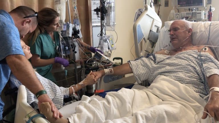 Daughter Donates Her Liver To Save Fathers Life, Then They Emotionally Reunite At Each Other’s Bedside