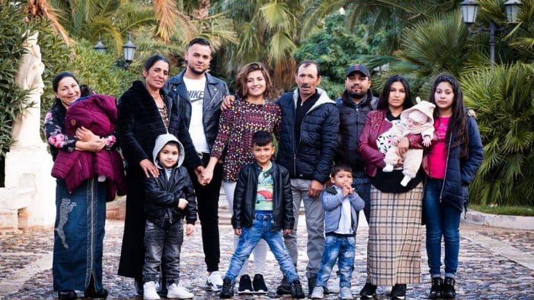 American Woman Kidnapped At Birth Is Reunited With Family After 25 Years American Woman Kidnapped At Birth Is Reunited With Family After 25 Years