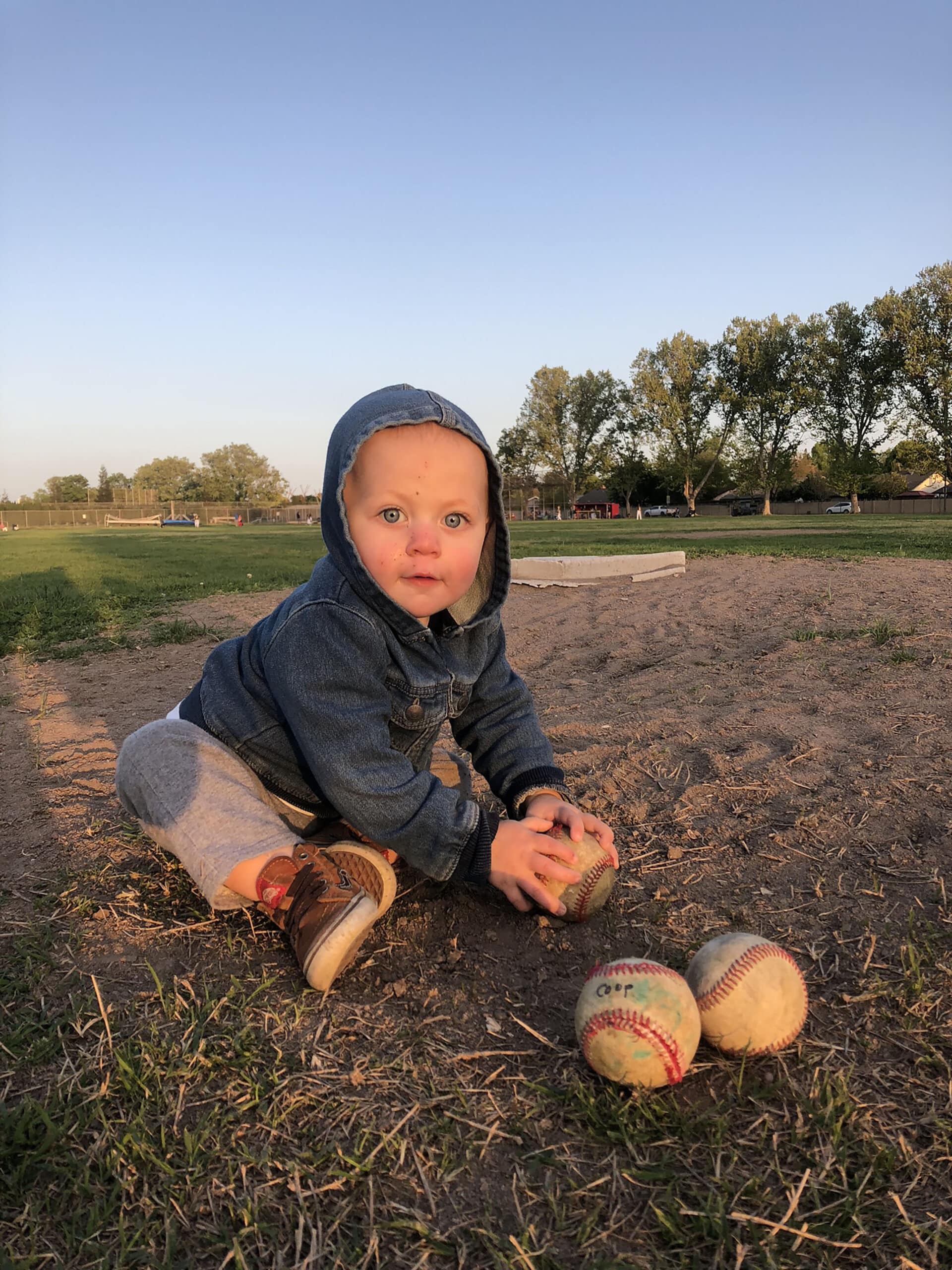 Unfair Ban Lifted! 12 Year Old Little Leaguer Back On The Field - nu5lwt0