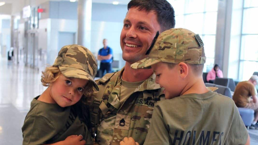 Soldier Dad Takes Son's Stuffed Dinosaur on Adventures During Iraq ...