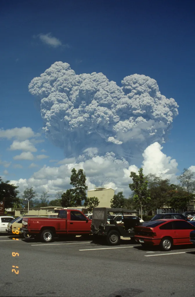 Massive volcanic ash cloud rises into the sky during the 1991 eruption of Mount Pinatubo